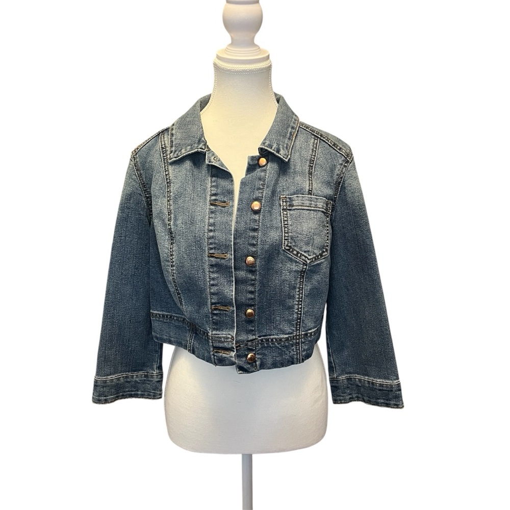 Cropped Blue Denim Jacket